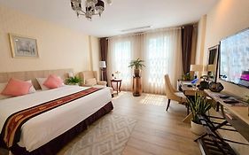 Le Cannes, A Recall Luxe Hotel